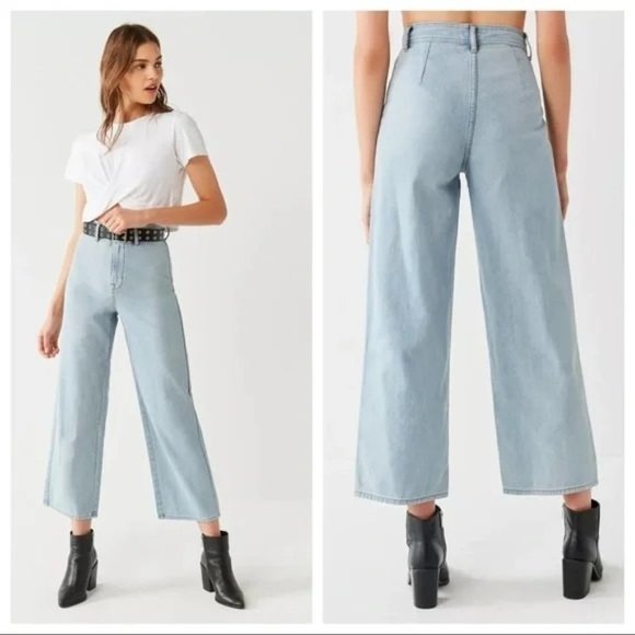 BDG Denim - BDG Urban Outfitters High Waist Super Wide Leg Jeans Cropped Women’s Size 31